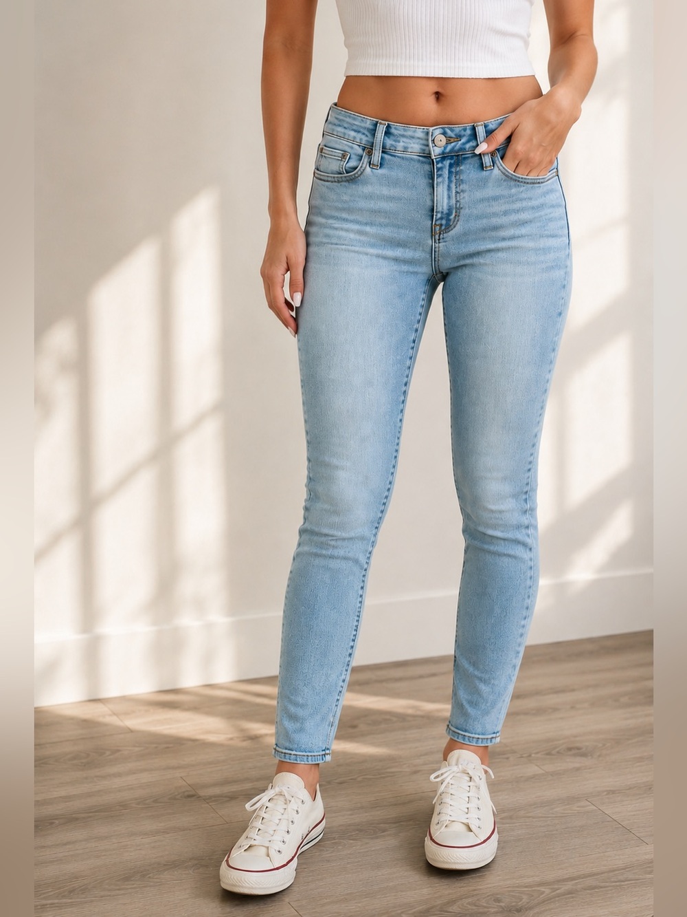 American Eagle Super Stretch Skinny Jeans Light Wash Size 00 Short High Rise
